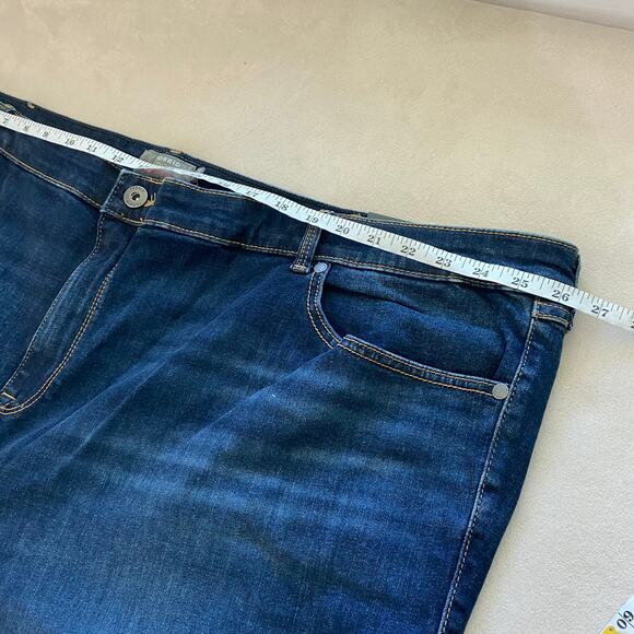 Torrid NWT Midfit Super Skinny Jean Super Soft Dark Wash Size 30 High Rise Blue - Picture 5 of 7